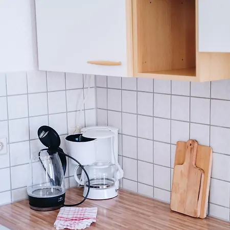 Große Zwei Zimmer Mit Balkon Apartment Leipzig