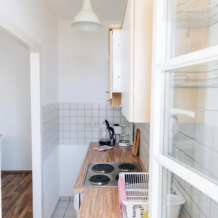 Apartment Grosse Zwei Zimmer Mit Balkon Leipzig